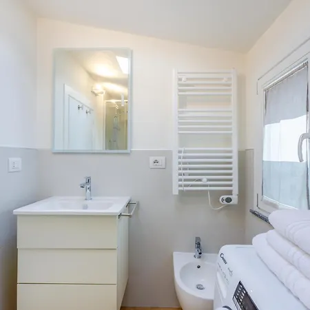 Corso Adriano 13 - La Torre Appartement *